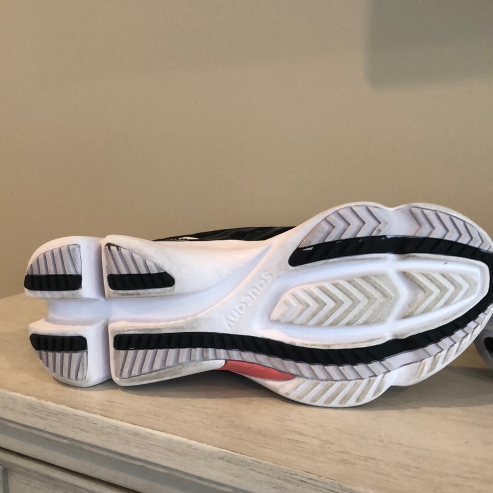 Saucony Black and White Athletic Sneakers with Pink Accents - Picture 5 of 7